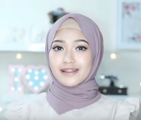 How To Tie Hijab In A Beautiful And Stylish Way