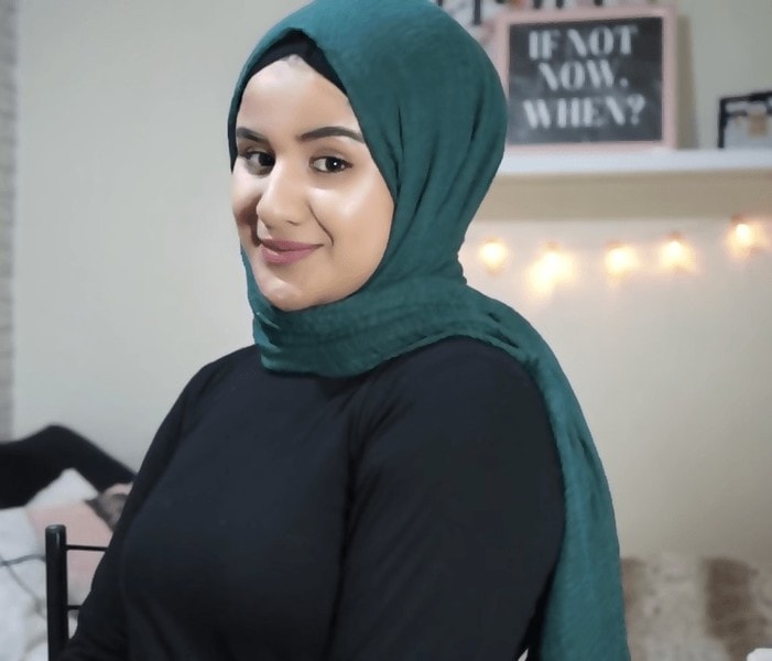 Tie A Hijab In An Easy And Interesting Way