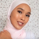 A Very Different And Traditional Indonesian Hijab Style