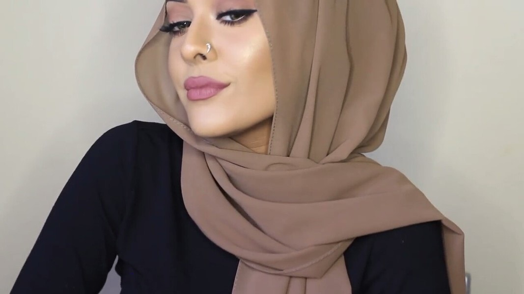 Easy & Stylish Loose Hijab Style Tutorial