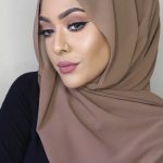 Extremely easy & elegant chiffon hijab tutorial