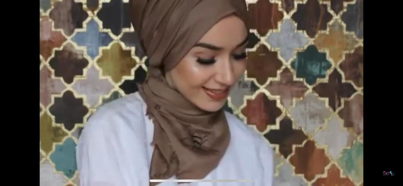 Amazingly Beautiful Hijab For Round Face