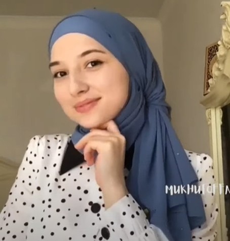 Beautiful And Trendy Round Face Hijab Style Step By Step