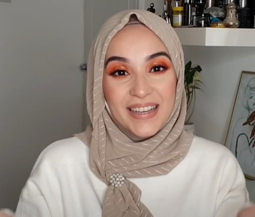 Style Hijab Simple Enough To Wrap Very Easily