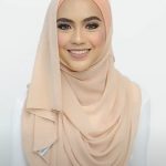 Full Hijab For A Covered And Elegant Look