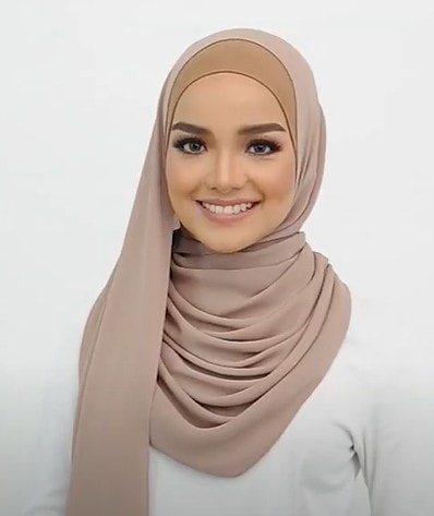 Soft And Silky Georgette Hijab Tutorial
