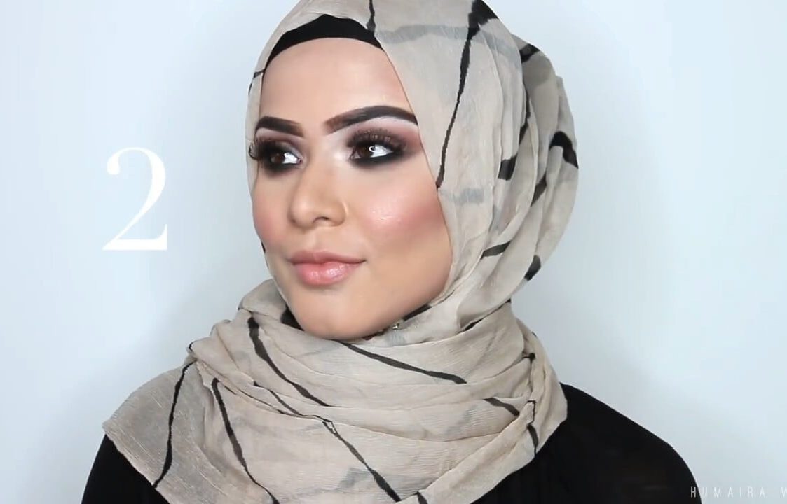 خطوات لف طرح للوجه الطويل