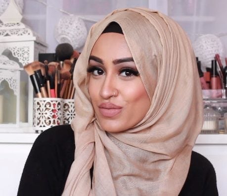 خطوات لفات طرح عادية حديثة