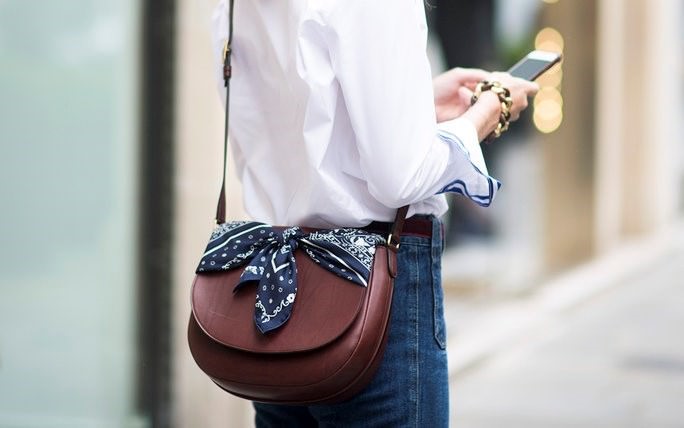 How to Tie a Scarf Around a Purse - PureWow