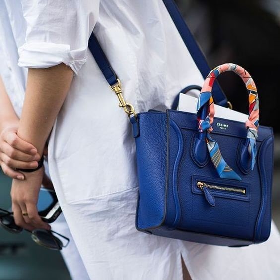 how to tie a scarf on purse look 2